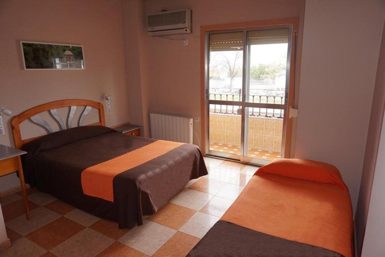 Hostal Alamare Sevilla Dış mekan fotoğraf