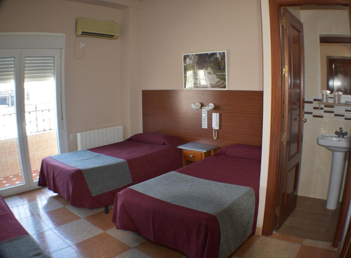 Hostal Alamare Sevilla Dış mekan fotoğraf
