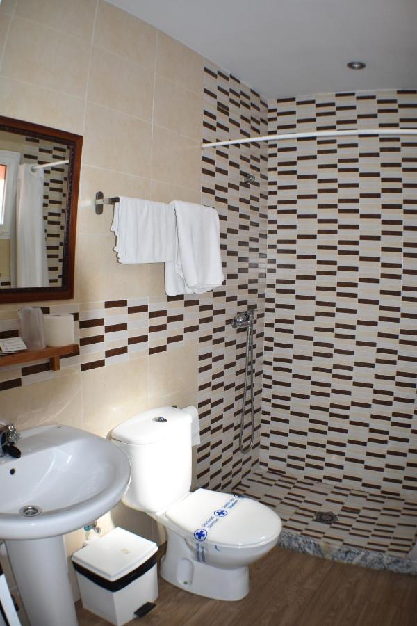 Hostal Alamare Sevilla Dış mekan fotoğraf