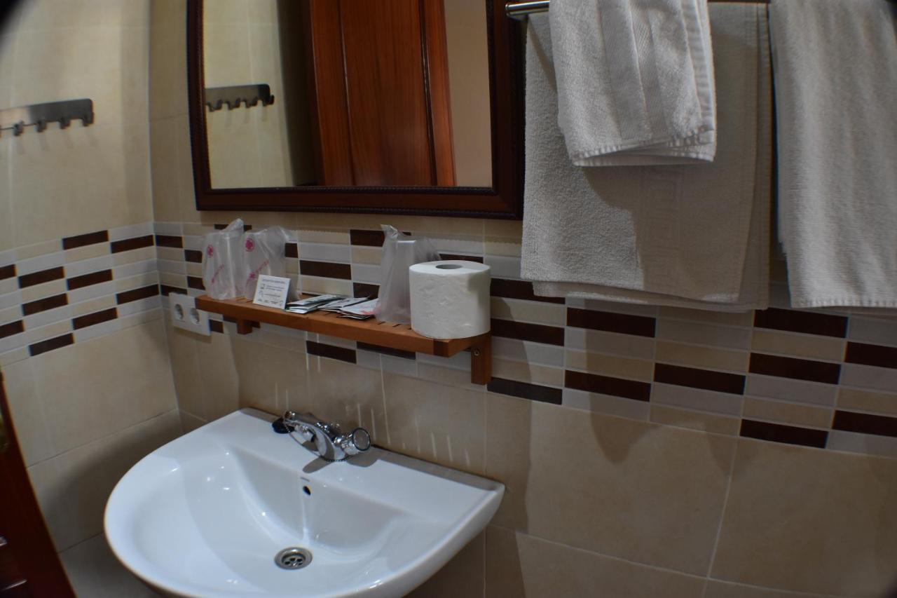 Hostal Alamare Sevilla Dış mekan fotoğraf