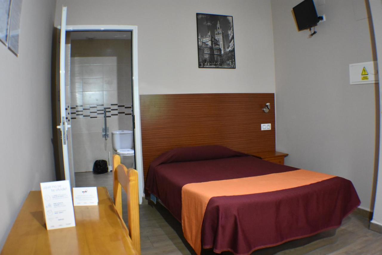 Hostal Alamare Sevilla Dış mekan fotoğraf