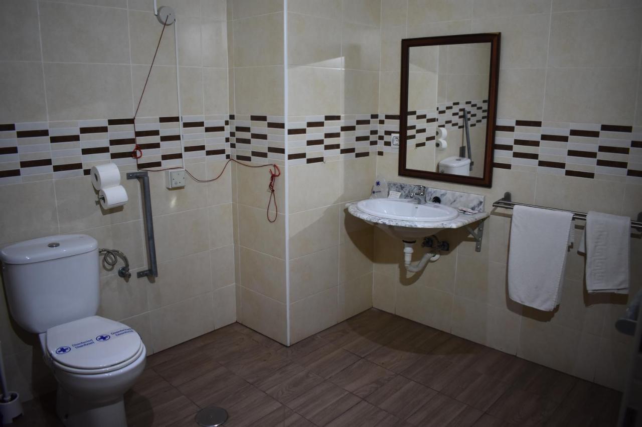 Hostal Alamare Sevilla Dış mekan fotoğraf